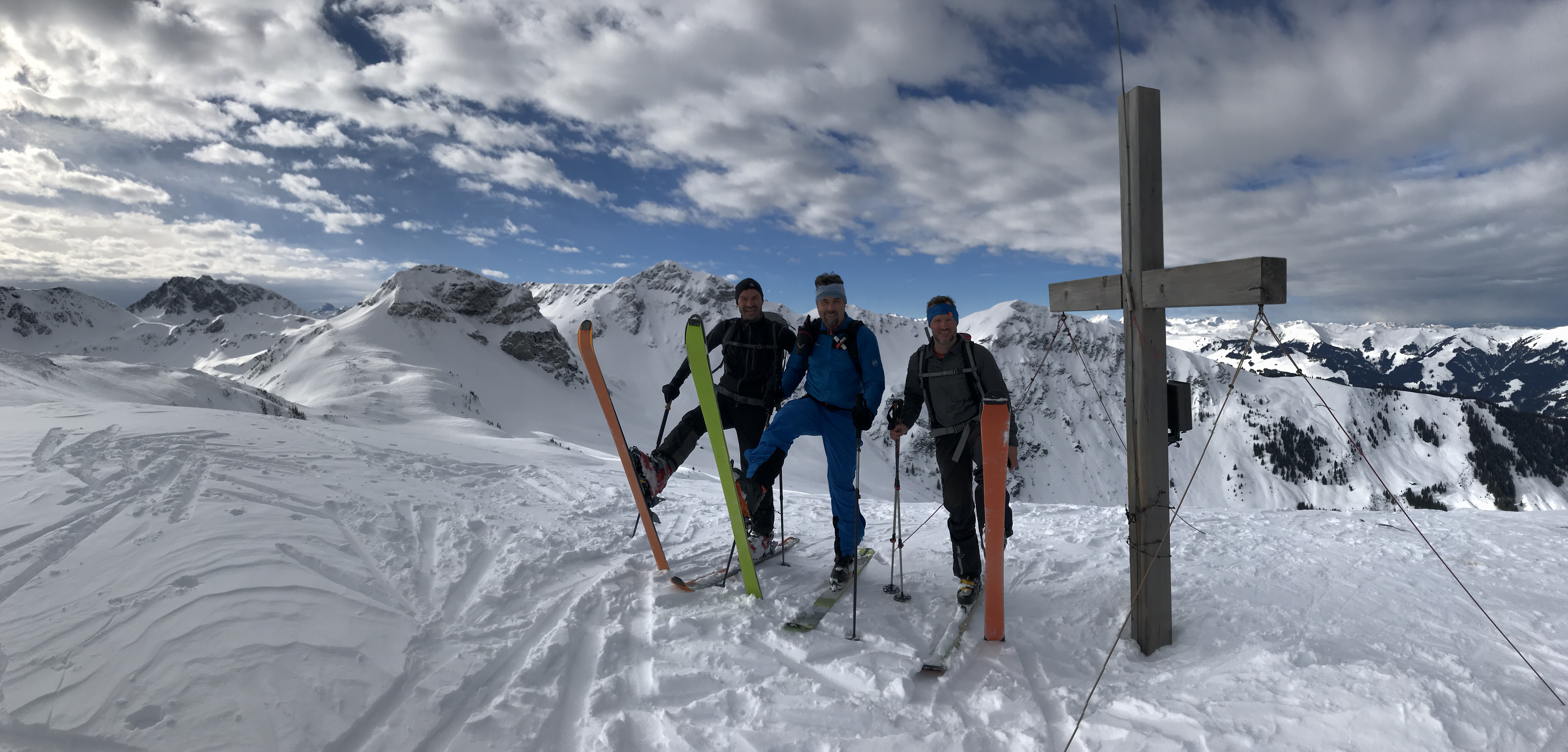 Skitourensets – Wie gelingt ein Einstieg? Was ist zu beachten?